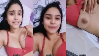 Cute Girl Nude Big Boobs Show